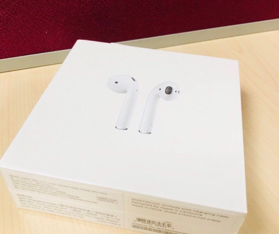 八月晒单也疯狂之🎉airpods 🍇之前airpods刚