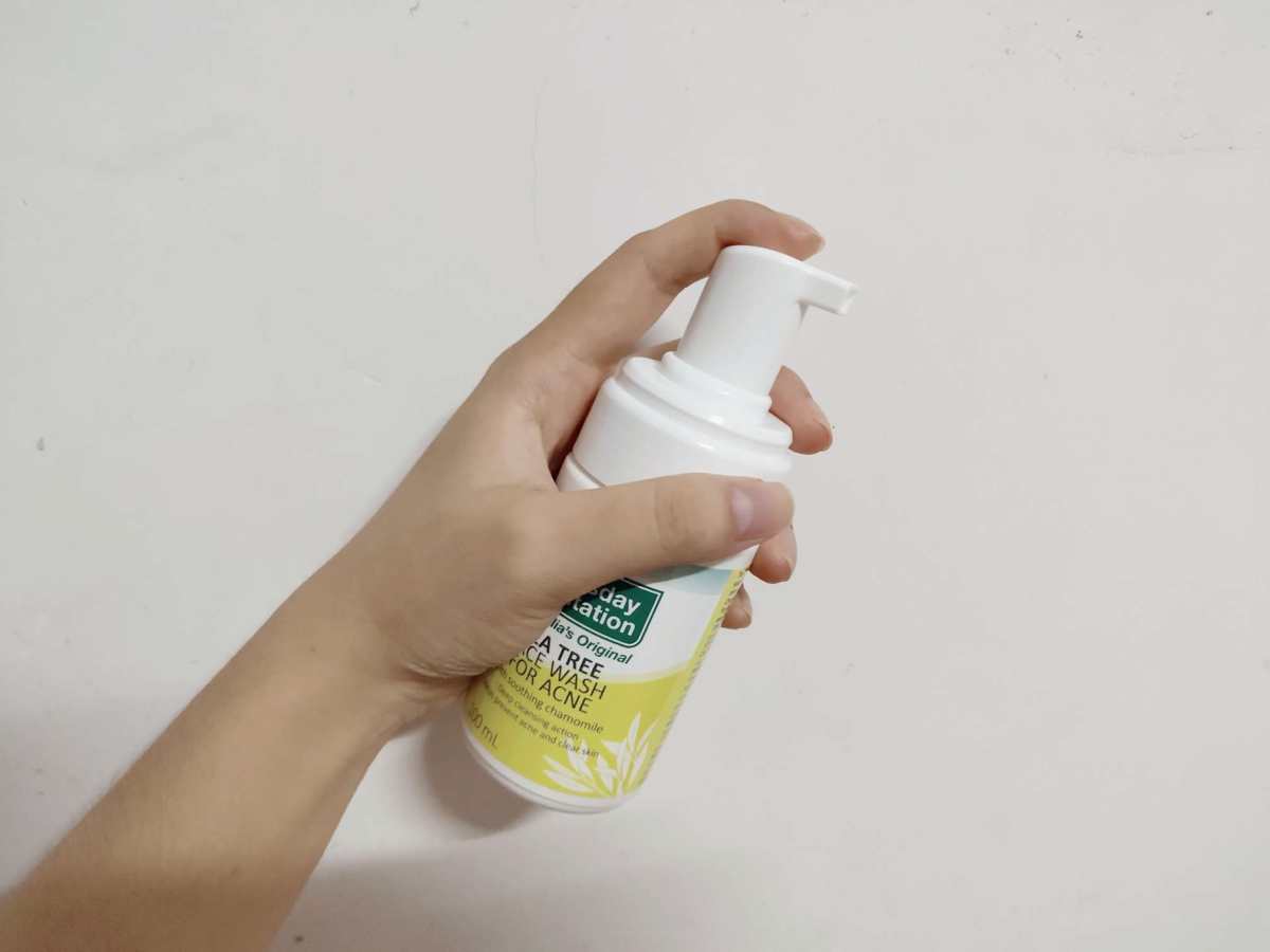 No.6        星期四农庄茶树洗面奶  这个洗面奶不