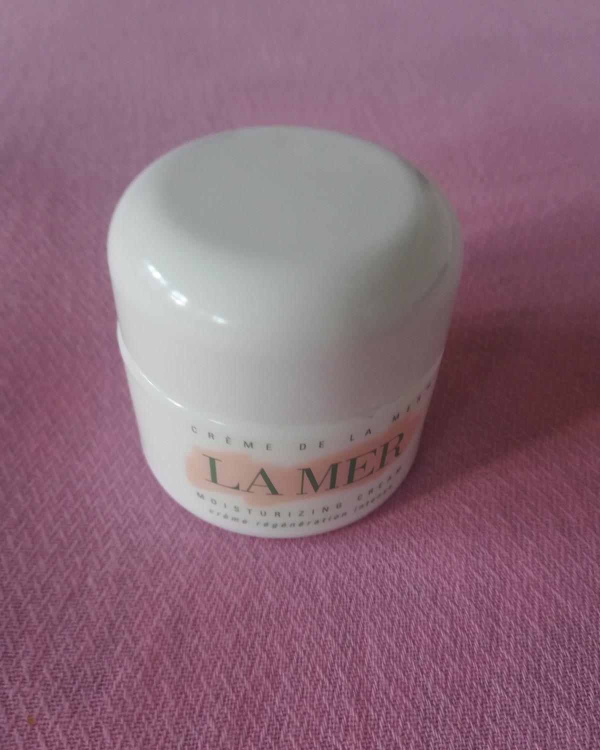 9月晒单——腊梅家的经典面霜  La Mer家的经典面霜，是