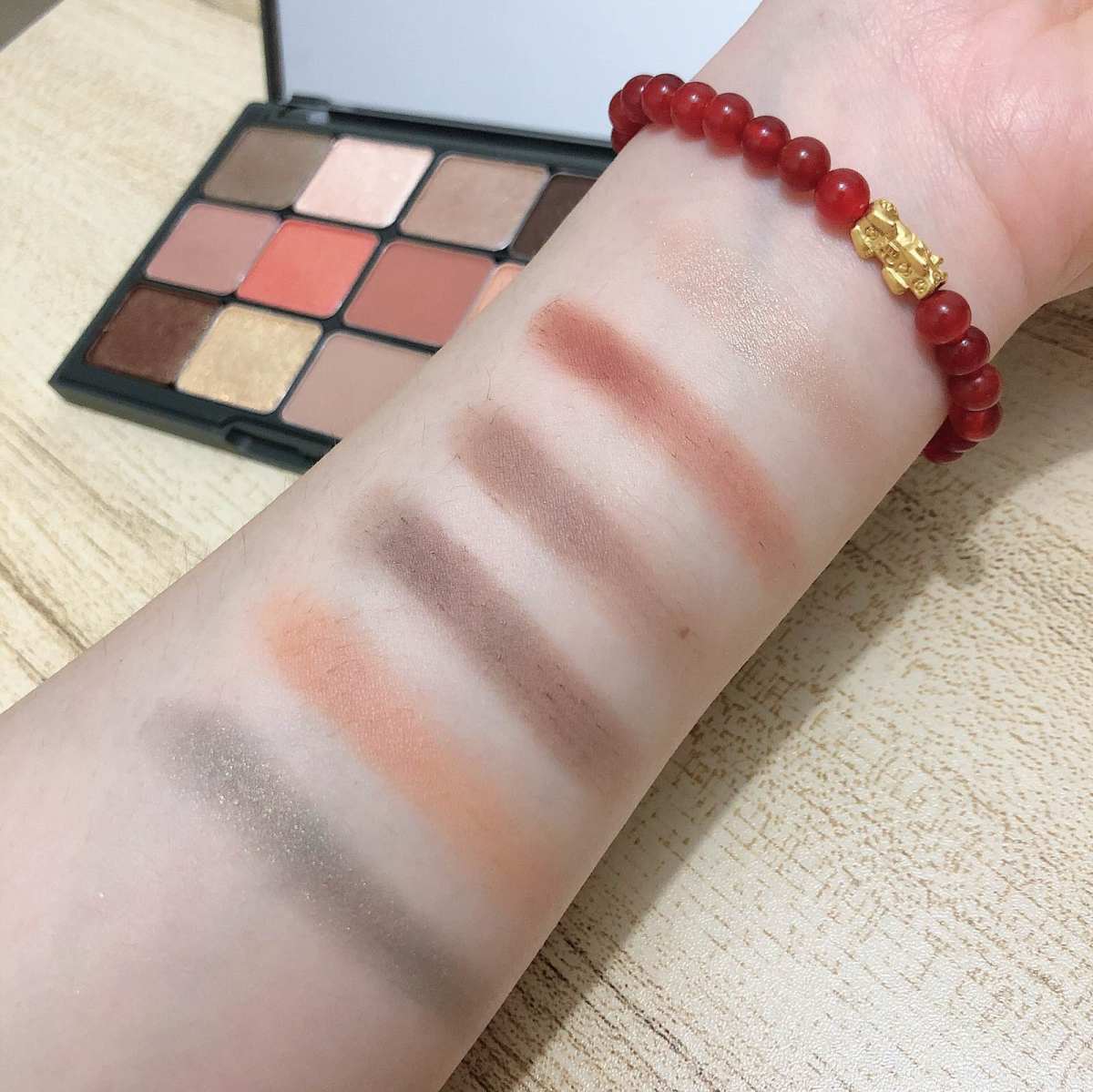 🔺9月晒单挑战_No_2🔻这盘植村秀联名限量迷彩冰橙盘，