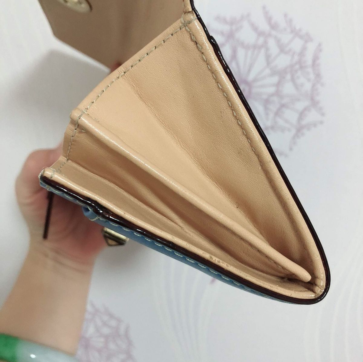 9月打卡 之NO.19 🌹  🌺🌺katespade这