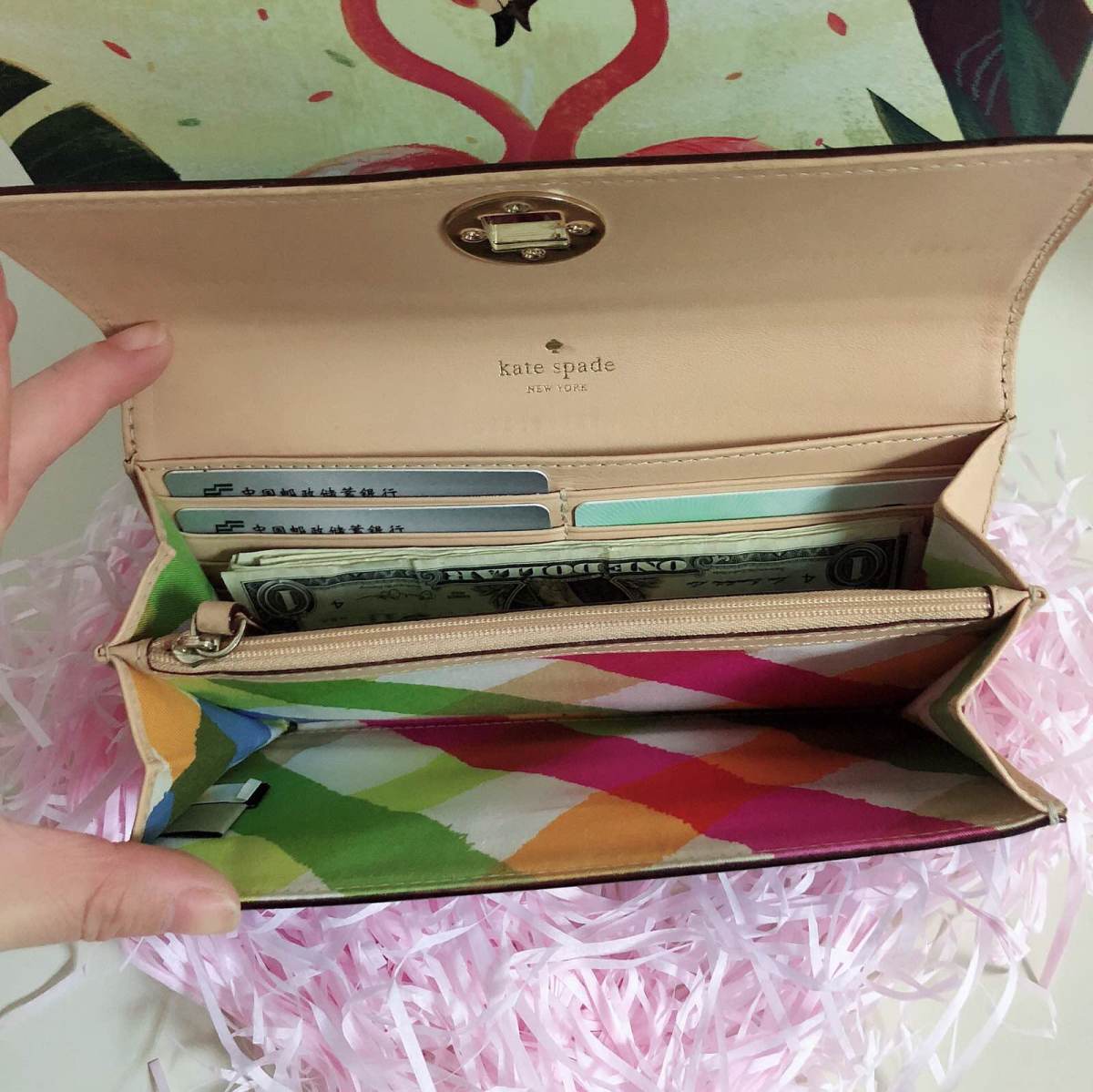 9月打卡 之NO.19 🌹  🌺🌺katespade这