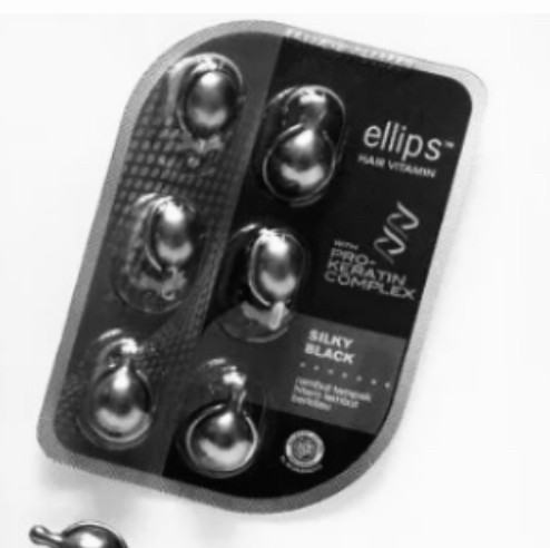 ellips护发精油  去巴厘岛玩，当地著名的护发精油。有瓶