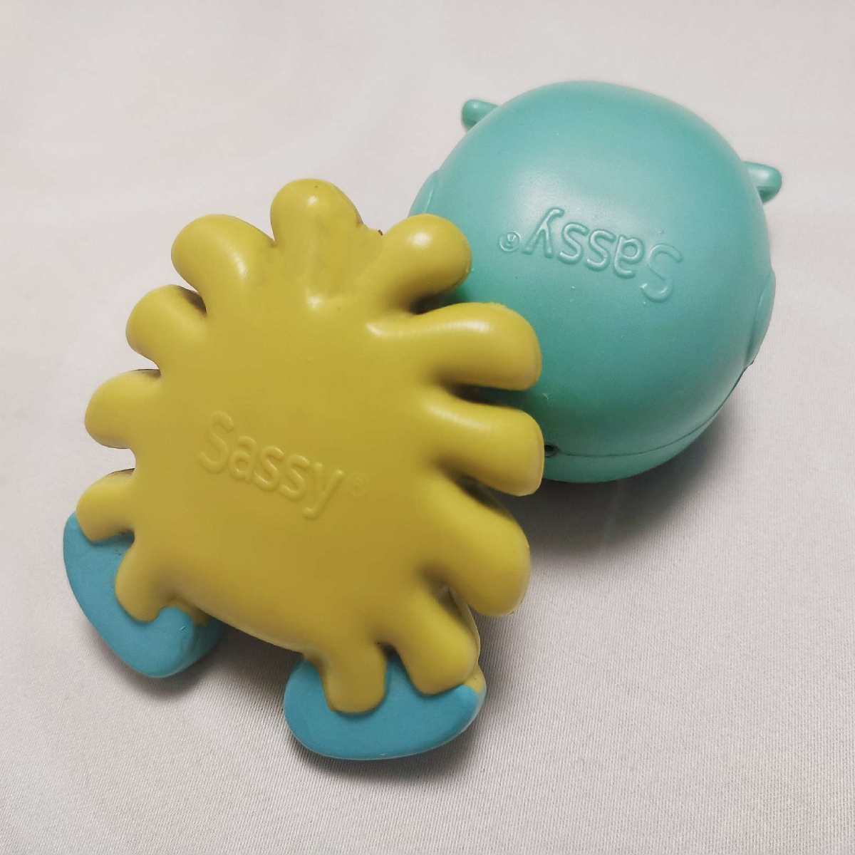 我家娃的洗澡🛀🏻玩具！ 洗澡时候没有玩具可不行呢，下面是