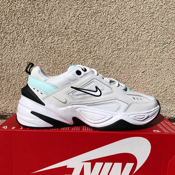 Nike老爹鞋QQ快递顺利到手 老爹鞋 最近很火的一款鞋子 