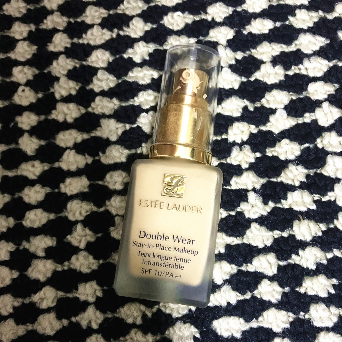 油皮亲妈DW粉底液真的是本命，刚上妆有点假白，出点油真的是爱