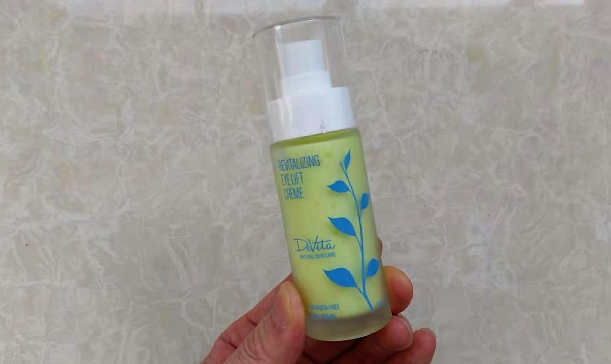 DeVita是我非常喜欢的高档有机护肤品牌，最近买了它家的这
