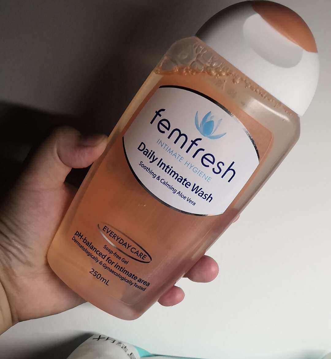 Fem fresh洗护  刚刚收到的快递，马上就拆来了， 在