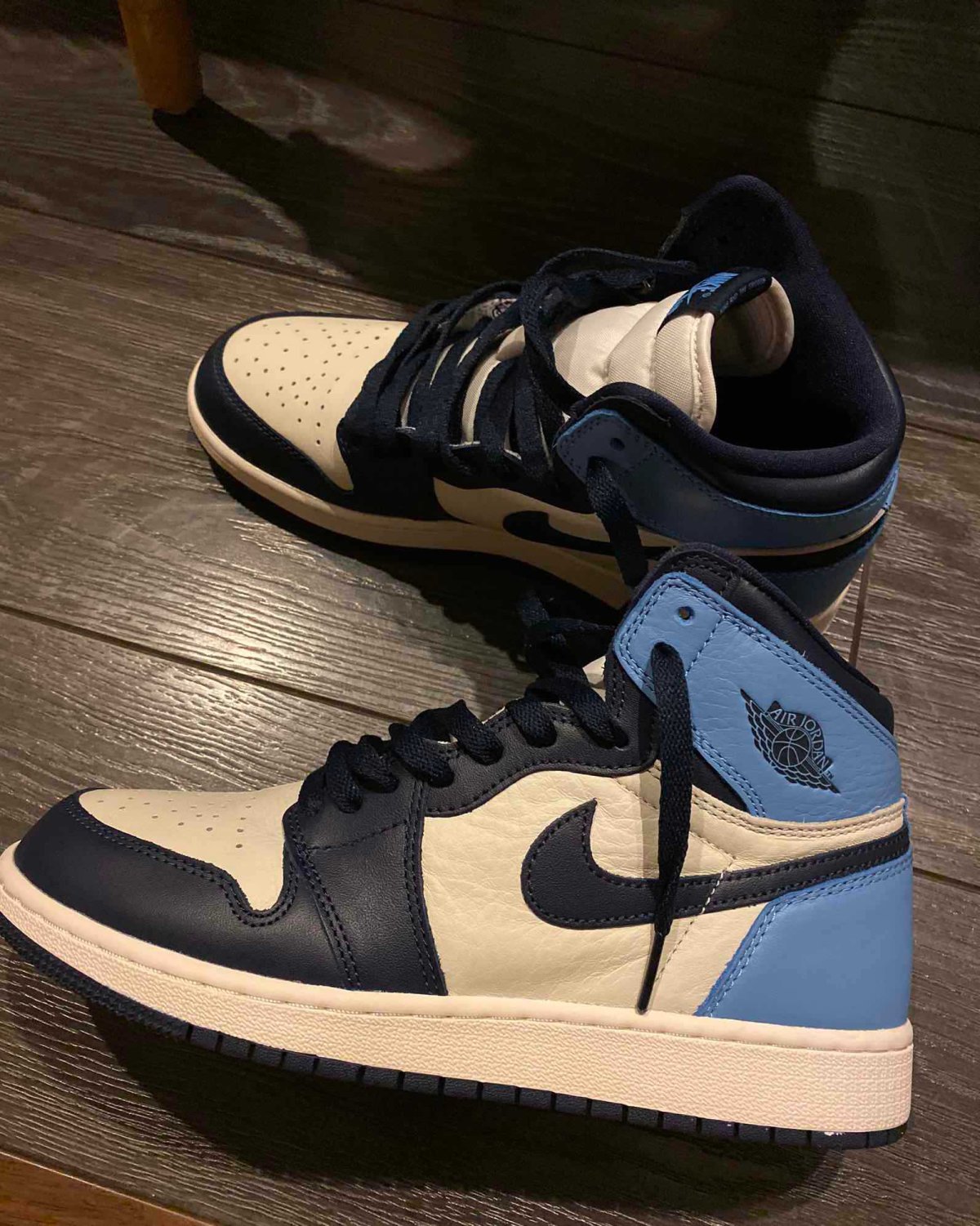 **转运万国邮盟线  北卡配色AJ1入手——经历了一年又一年
