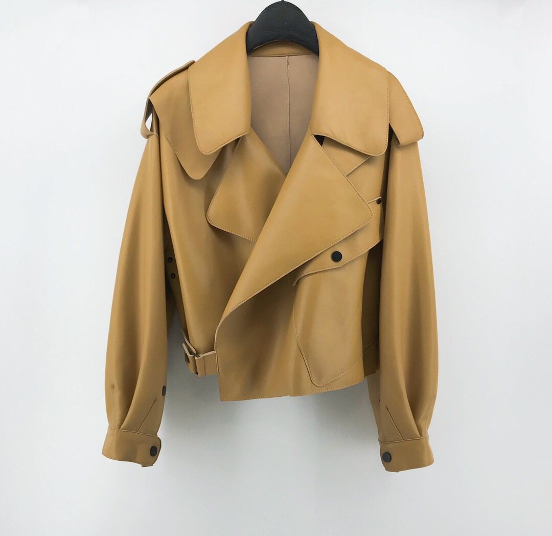 皮衣是我秋冬不可缺少的单品ACNE宽松版的皮衣 皮衣可以穿搭