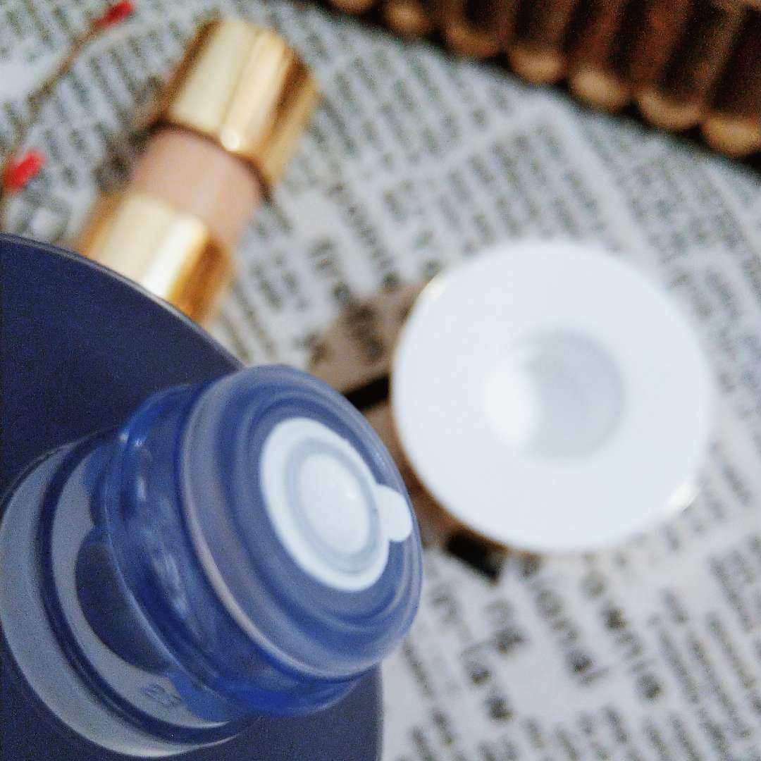 🌸夏天，你缺一瓶雅诗兰黛细致焕彩化妆水  🌸哈哈哈，前几