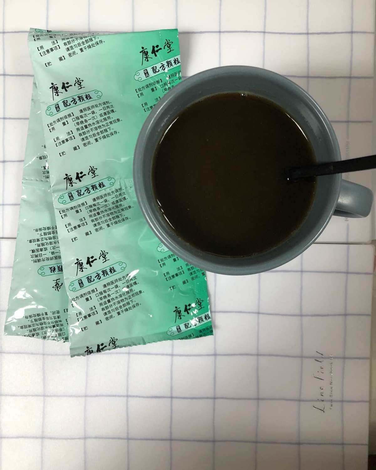 🌟办公室女孩中我救赎🌟 战痘的方式有很多中，护肤品，膏，