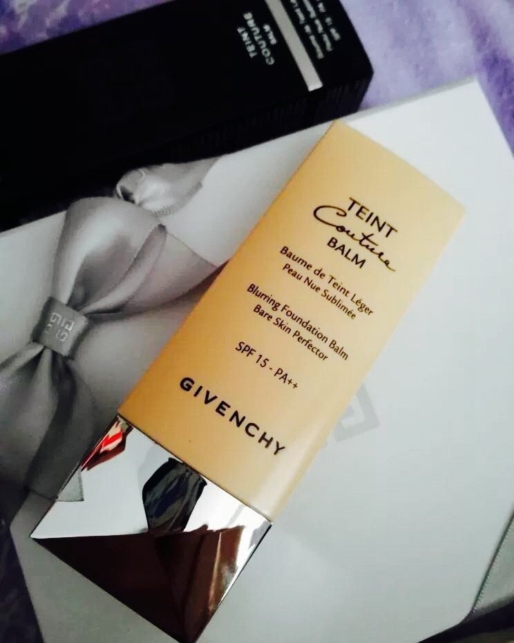 🖕🏻一抹就有好肤色 纪梵希是我特别喜欢💘的一个品牌，粉