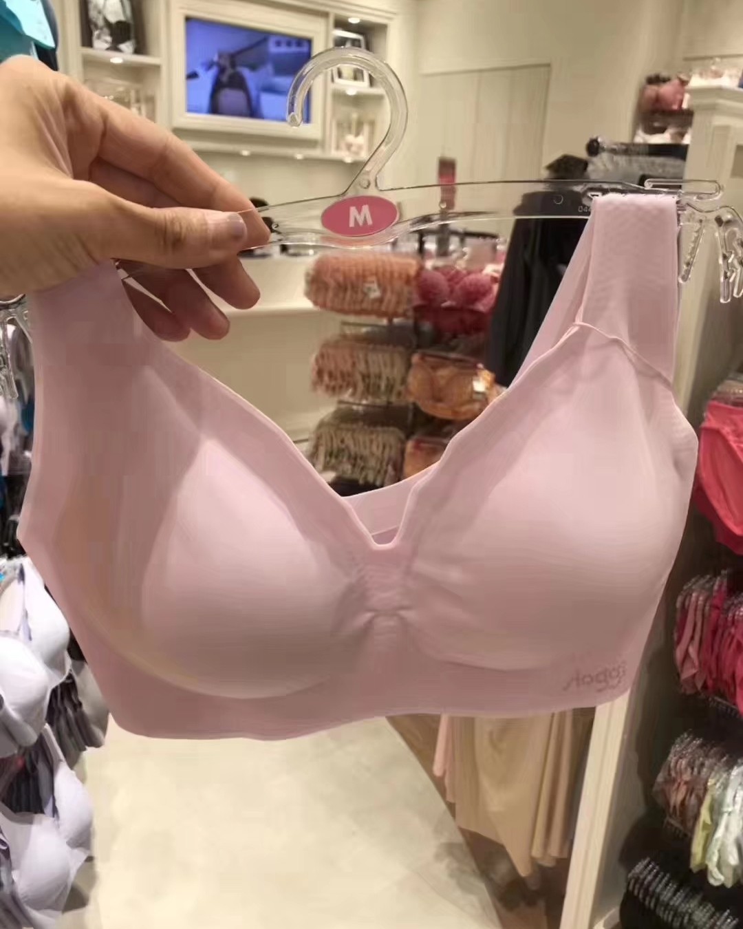 预定！黛安芬内衣开团 基础款一个165💰  两个以上155