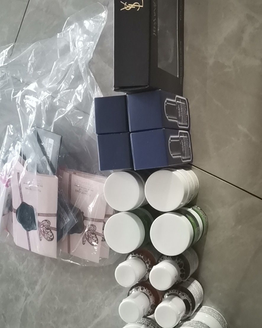 海淘已经三年了，踩过的雷你们不要踩 1.能直邮的网站 英国：