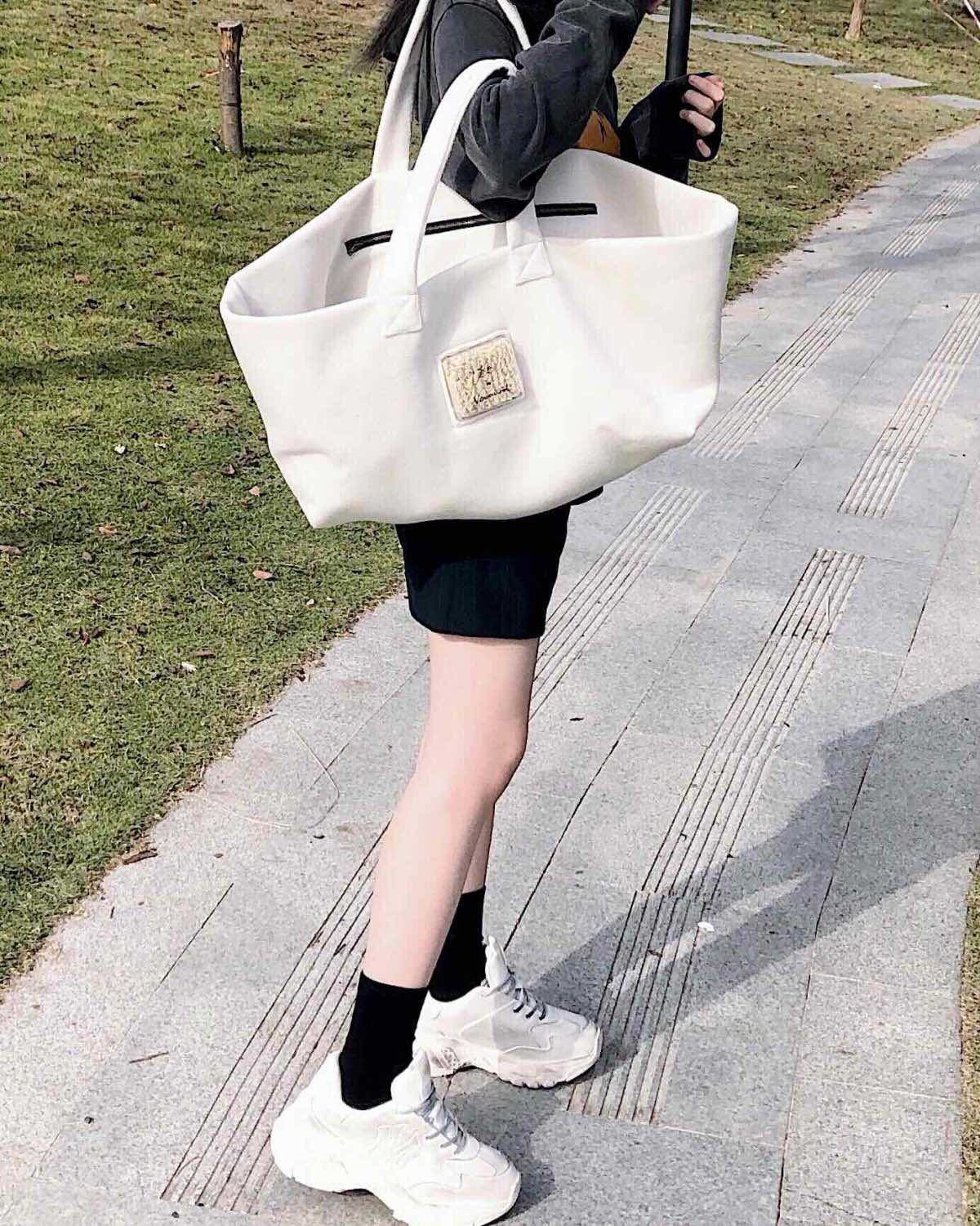 160小个子OOTD🍪舒适显高的日常上课穿搭~ 校园小王上