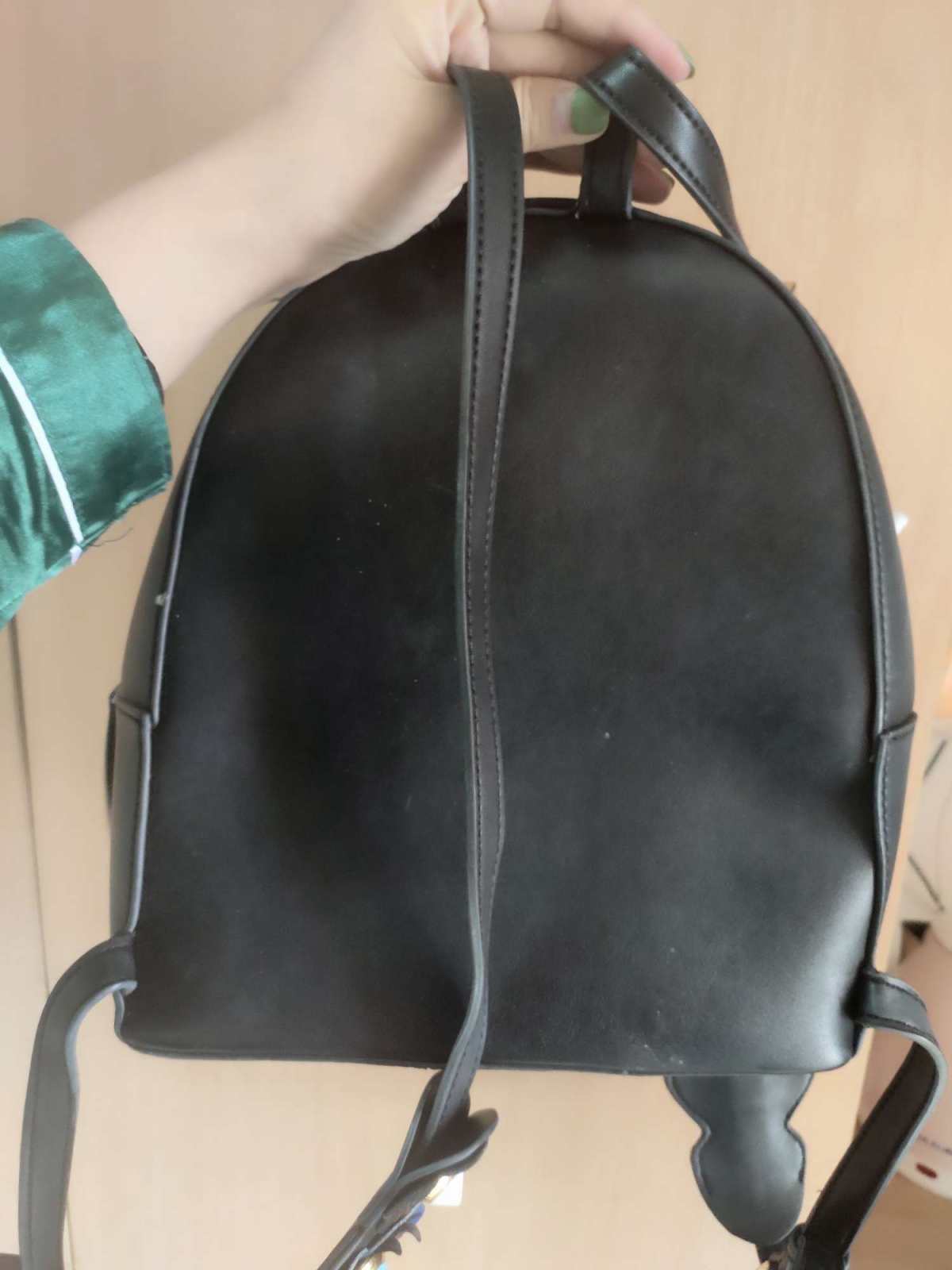 繁花似锦的撩骚包包😂😂应该是coach家的 这款包买了超