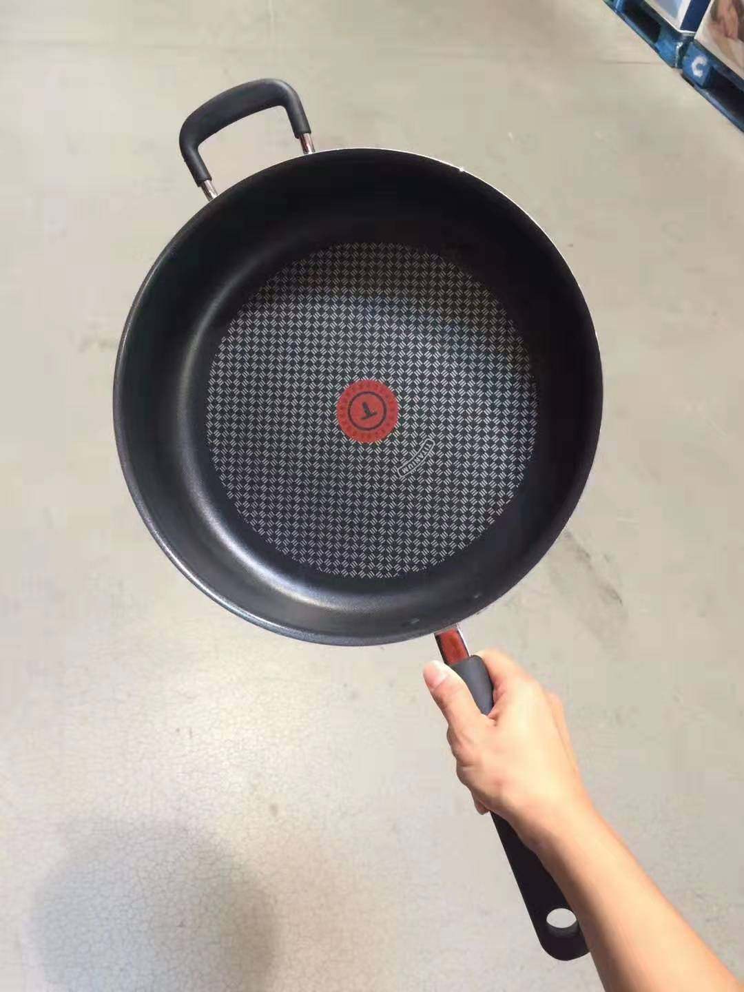 [RMB¥232.99] T-fal 耐磨不粘锅 平底锅 红