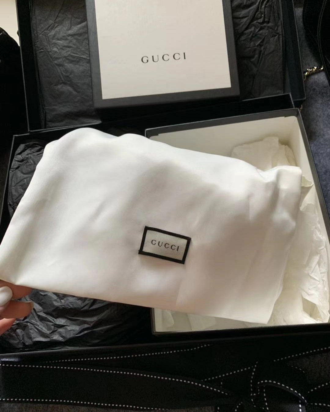Gucci丝绒黑色super mini酒神包晚宴包Gucci