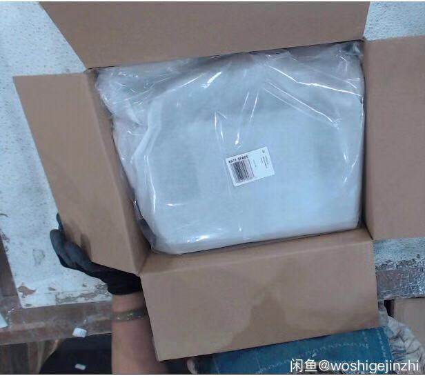 美国 Kate spade官网购入，全新，吊牌齐全。700.