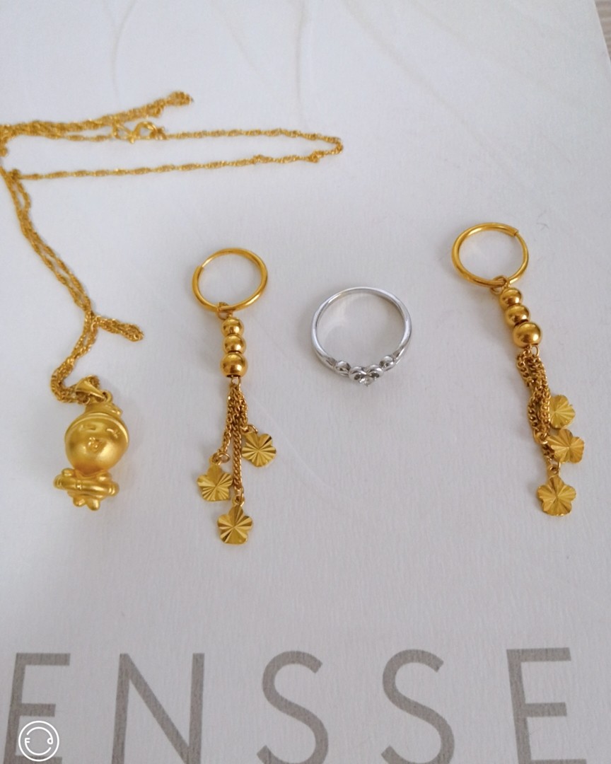 连续2次收到管家UU钻戒的活动邀请，刚好周末有空，翻箱倒柜，