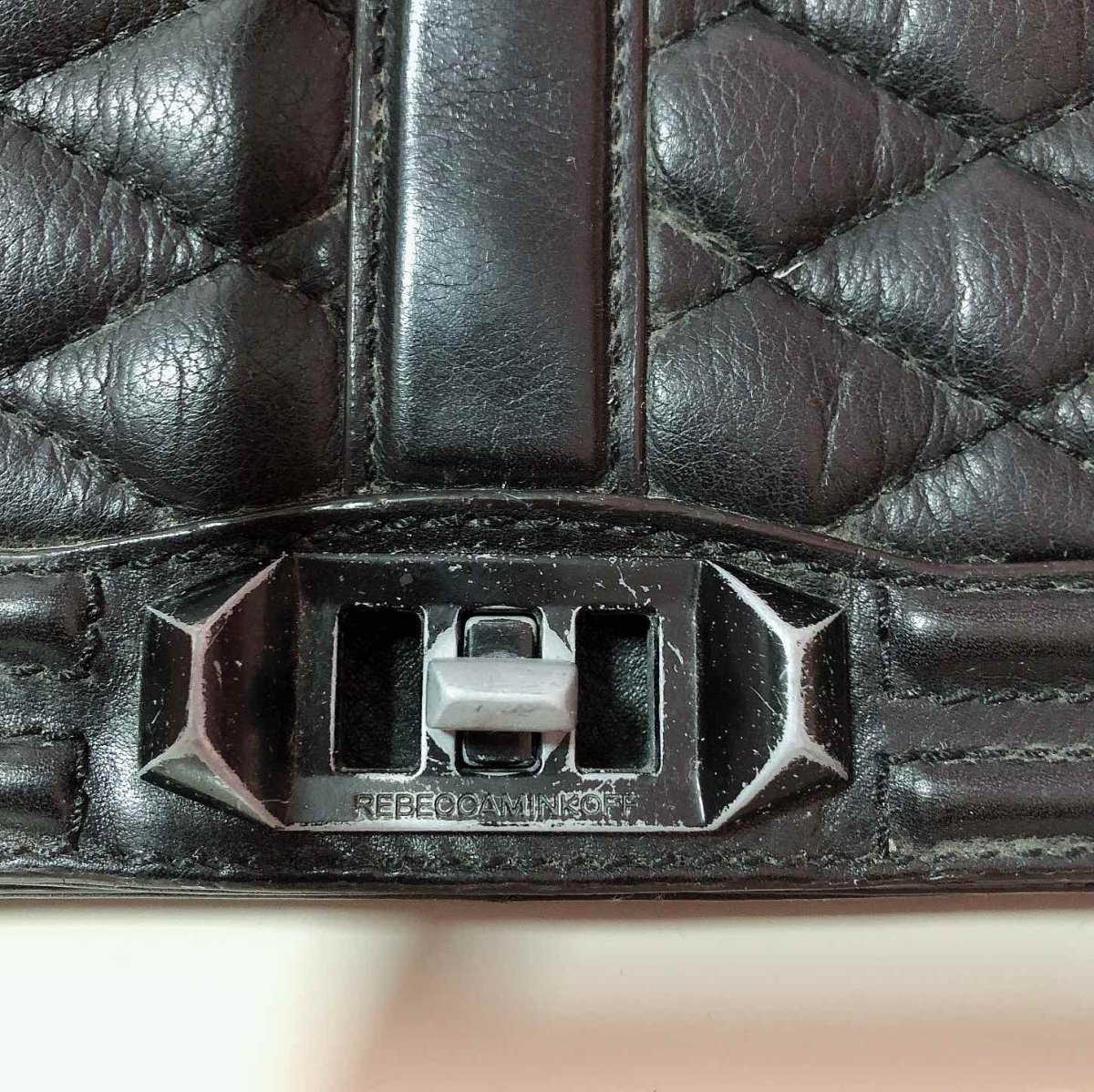 👛👛今天背哪款包包呢？斜挎小包包！✌️  🌸女人对包包