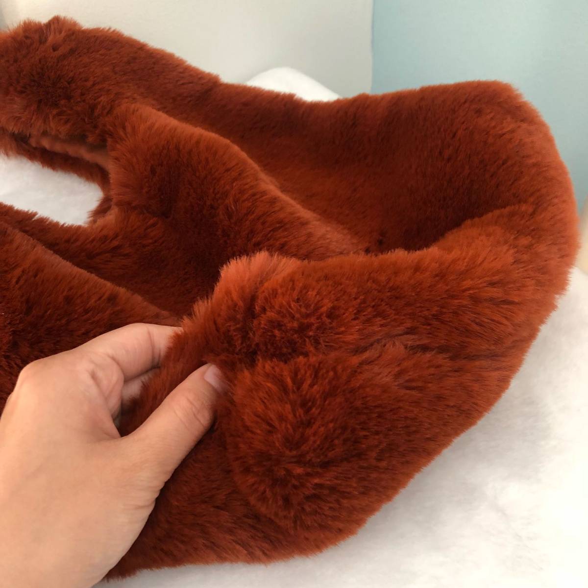 #今天我背这个包#“贵妇”毛绒手提包 🍇这个包包是去年冬天