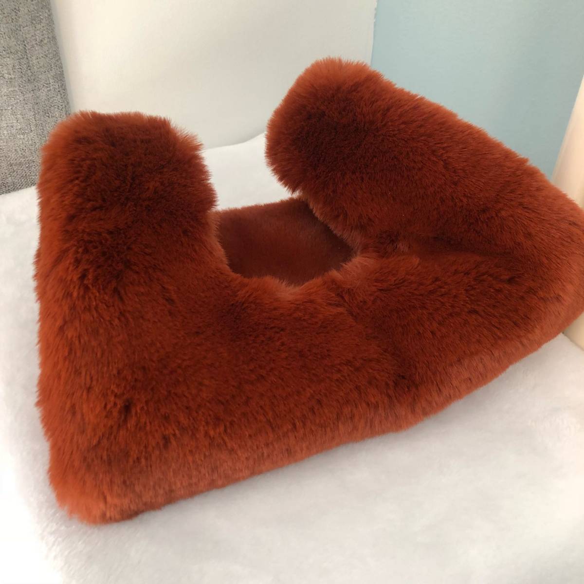 #今天我背这个包#“贵妇”毛绒手提包 🍇这个包包是去年冬天