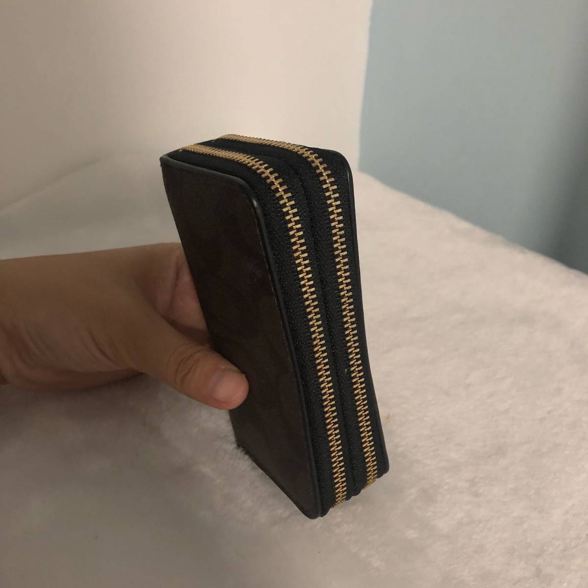 #今天我背这个包#coach双层卡包 🍇现在小包当道,加上