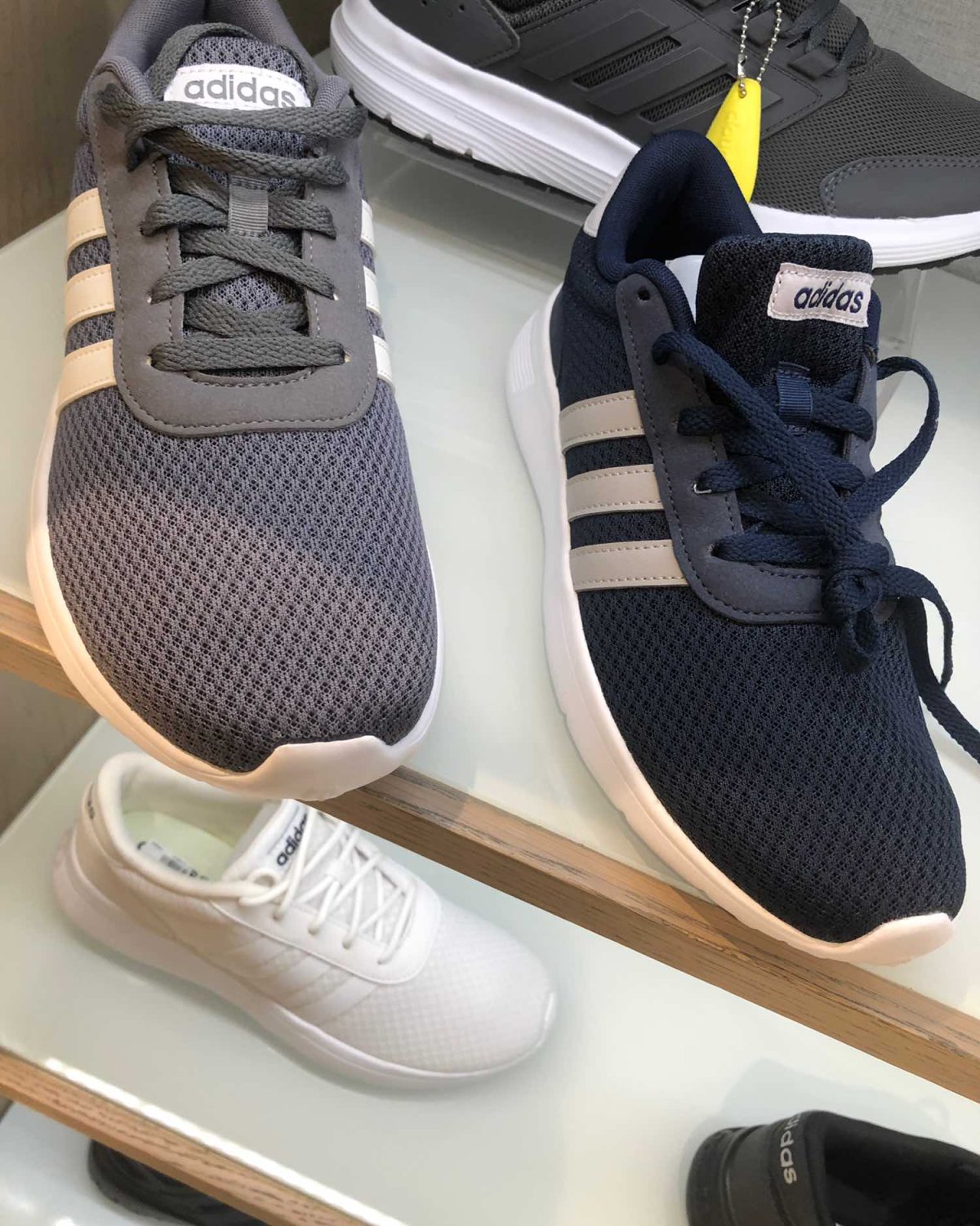 Adidas 超轻网面休闲鞋🌻我的中国银行Visa信用卡省