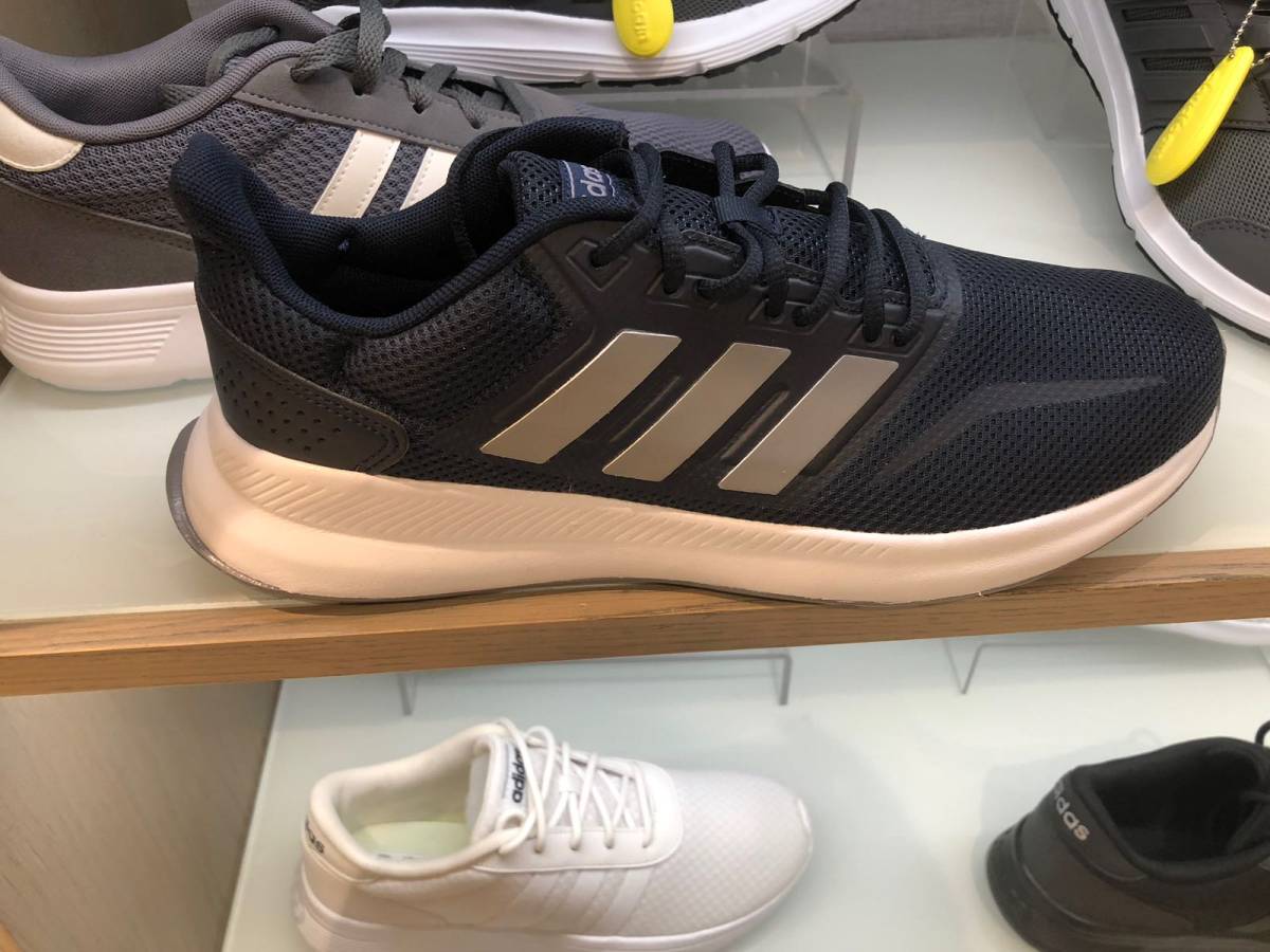 Adidas 超轻网面休闲鞋🌻我的中国银行Visa信用卡省