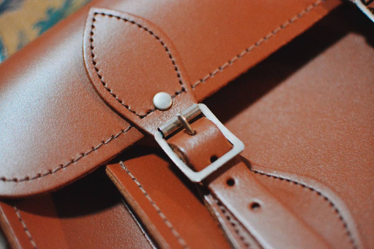 👜今天我背这个包——Zatchels 剑桥包👜 品牌：Z