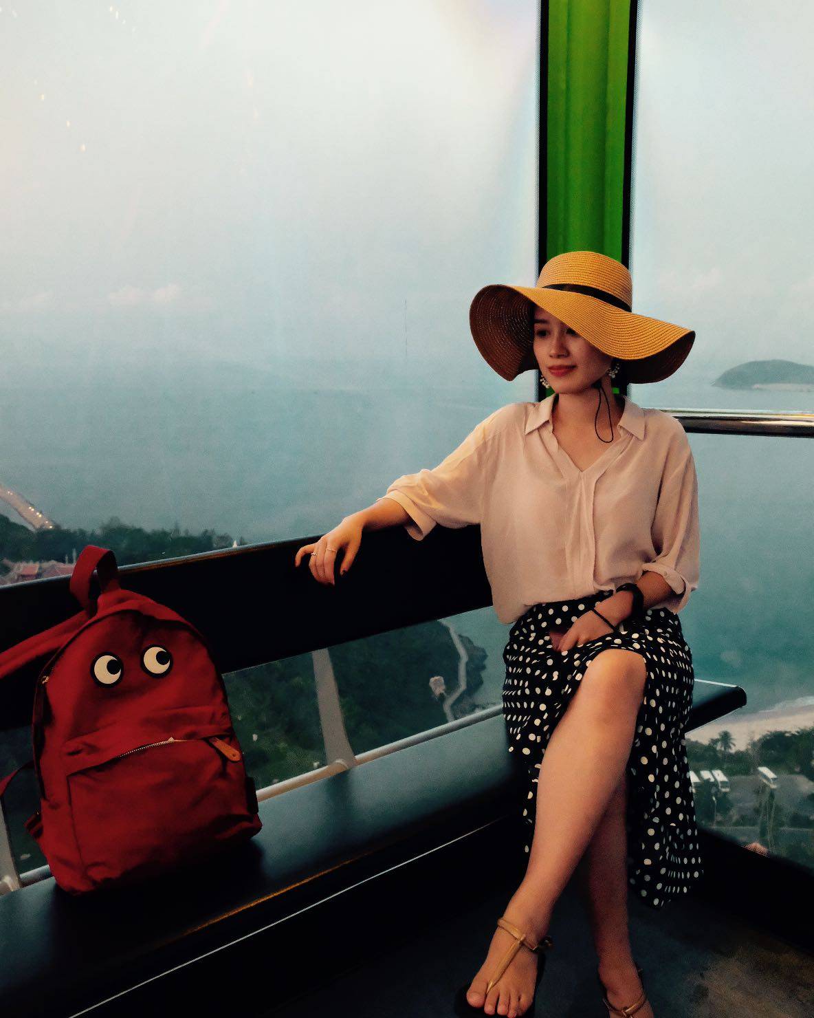 Anya大眼睛双肩包🎒  晒了这么多自己的包包，再来晒个老