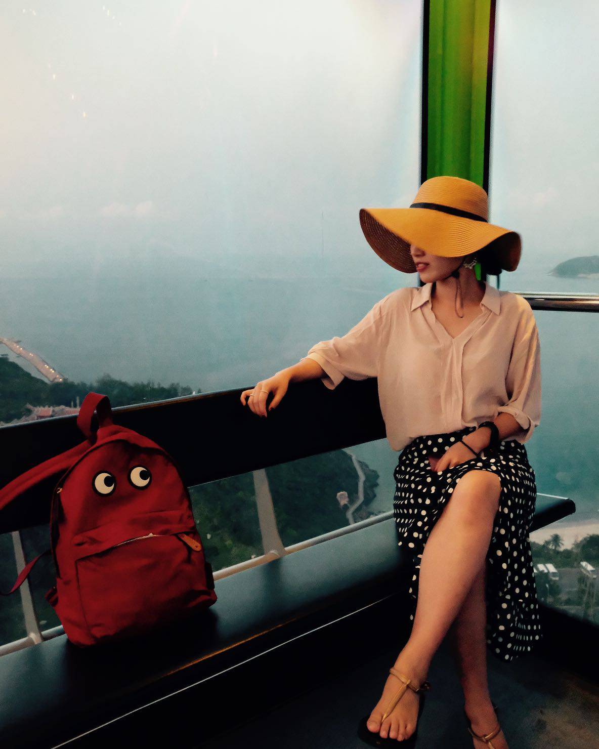 Anya大眼睛双肩包🎒  晒了这么多自己的包包，再来晒个老