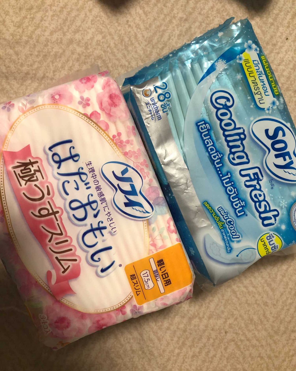 💩晒晒我这特殊时期的囤货  每个女生的必备品——卫生巾，用
