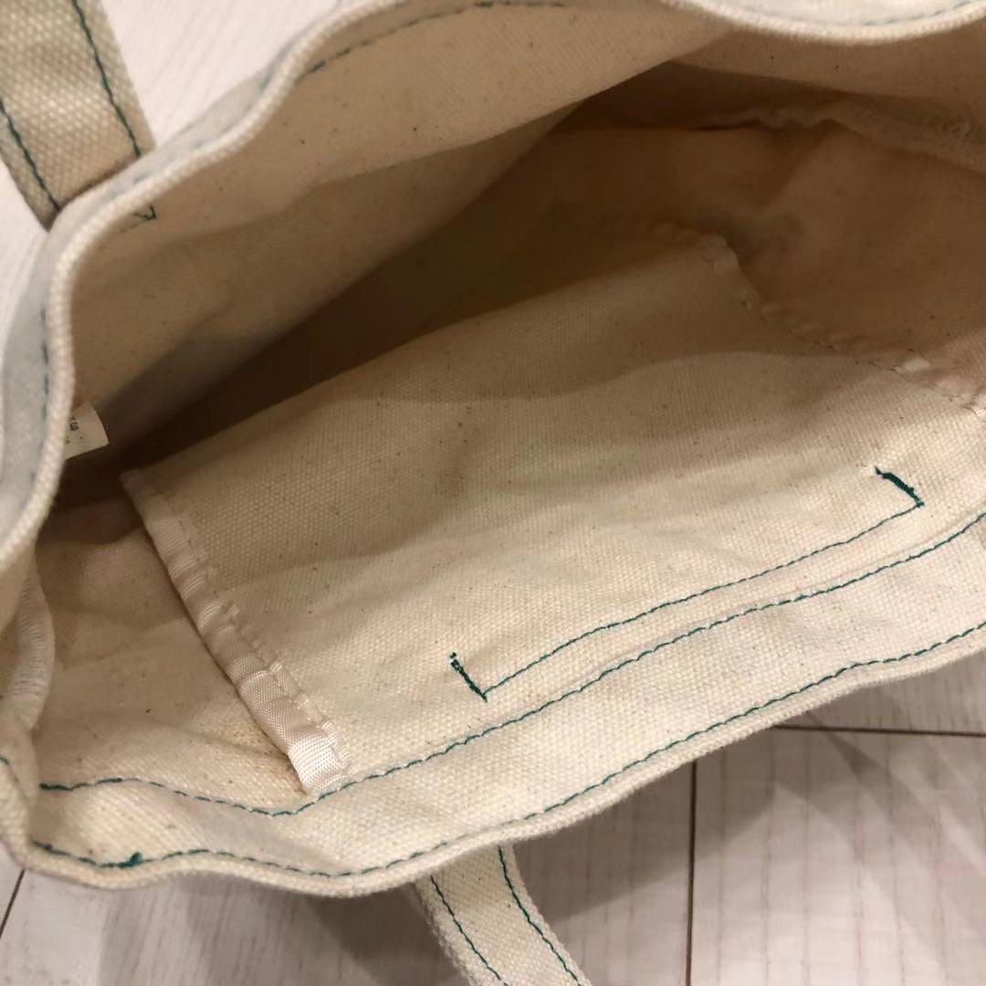 #今天我背这个包＃星巴克包包 🍇刚参加工作的时候我的饮品还