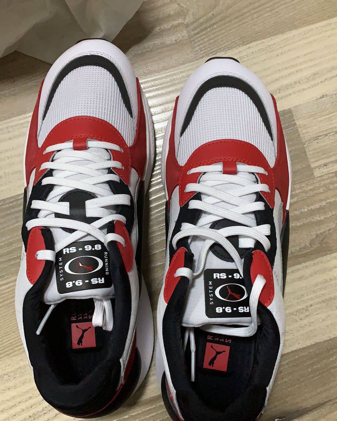 出一双puma RS 9.8 Space Men Sneak