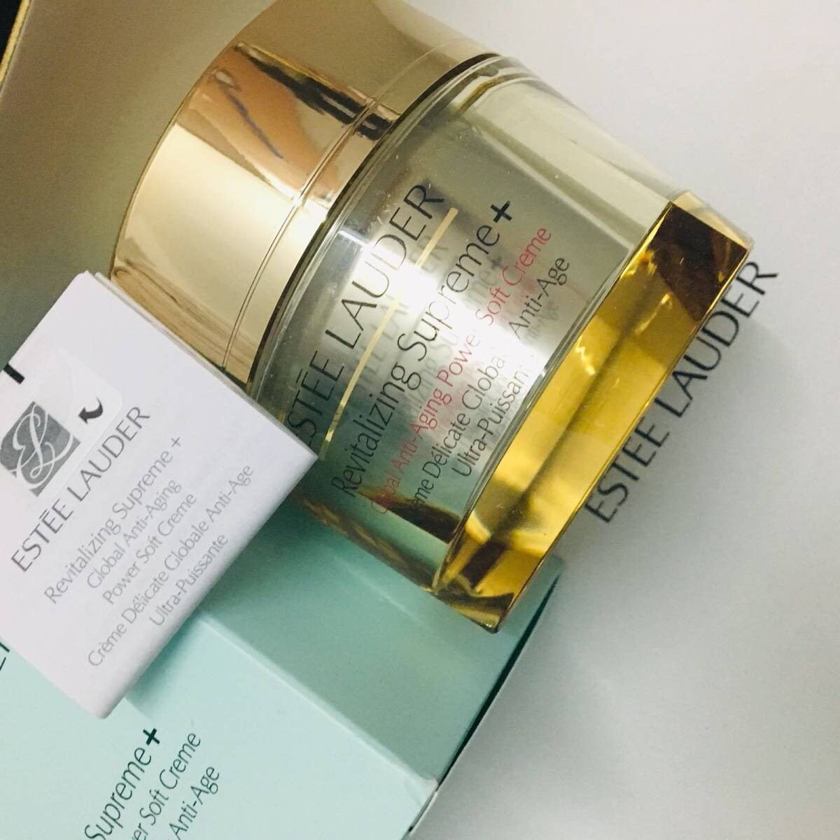 出雅诗兰黛智妍精华面霜75ml 自用了滋润霜，一盒有点大 这