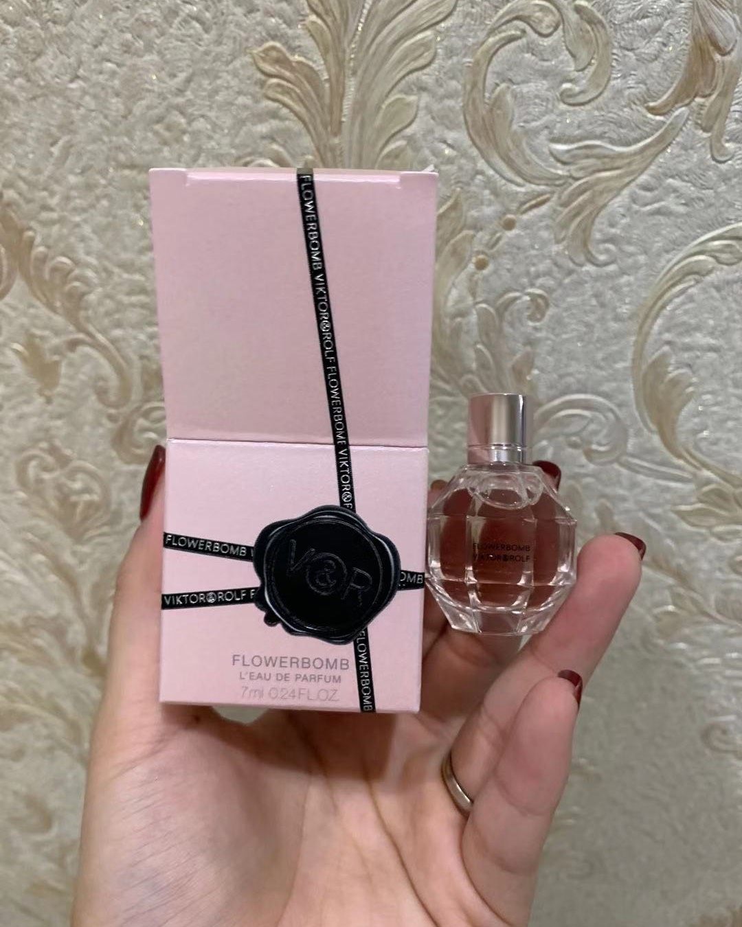 现货  Viktor Rolf Flower Bomb鲜花炸