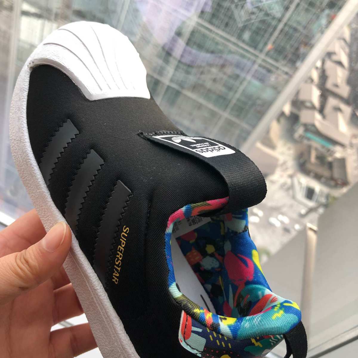 Adidas美国官网 对你又爱又恨🦉  网一第一次试水Ad