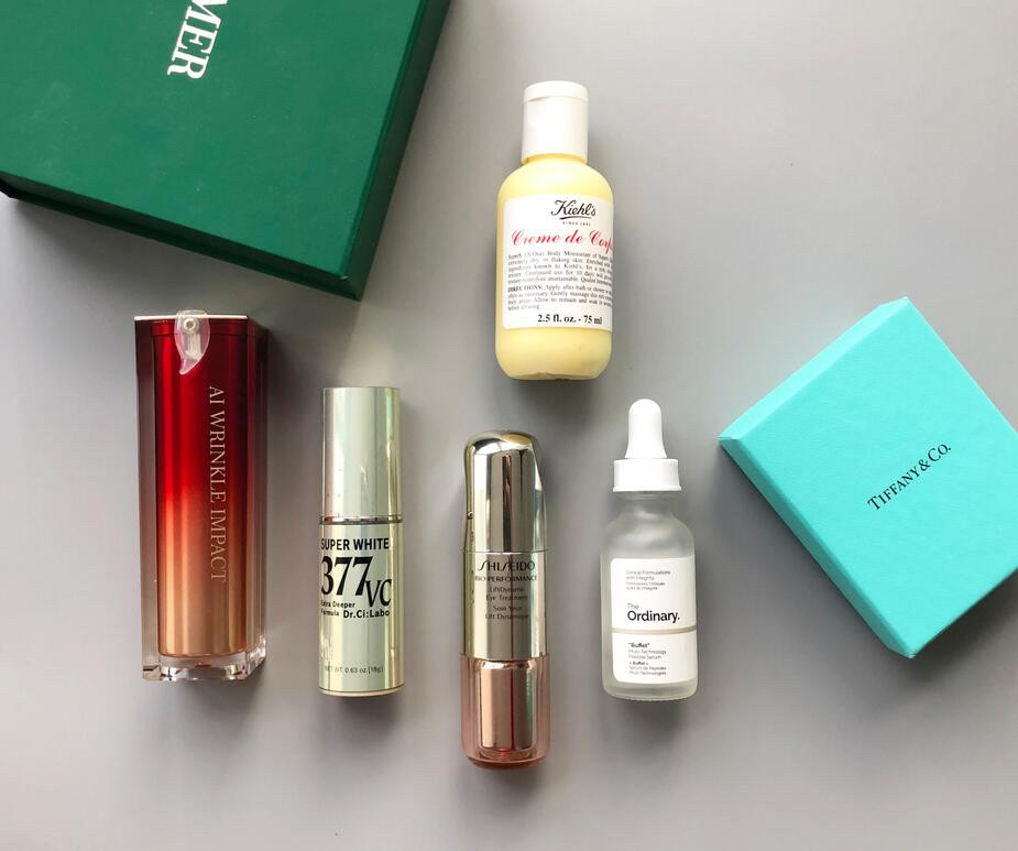 细纹和色是皮肤步入老化的痕迹，刚开始形成的时候，是可以用过针