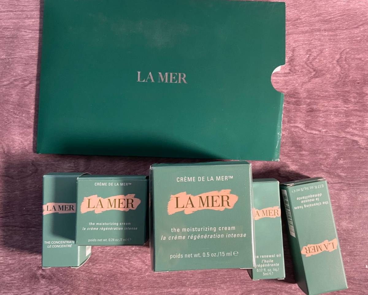 黑五战利品   今年黑五我买的比较多的是护肤品，原因是我妈的