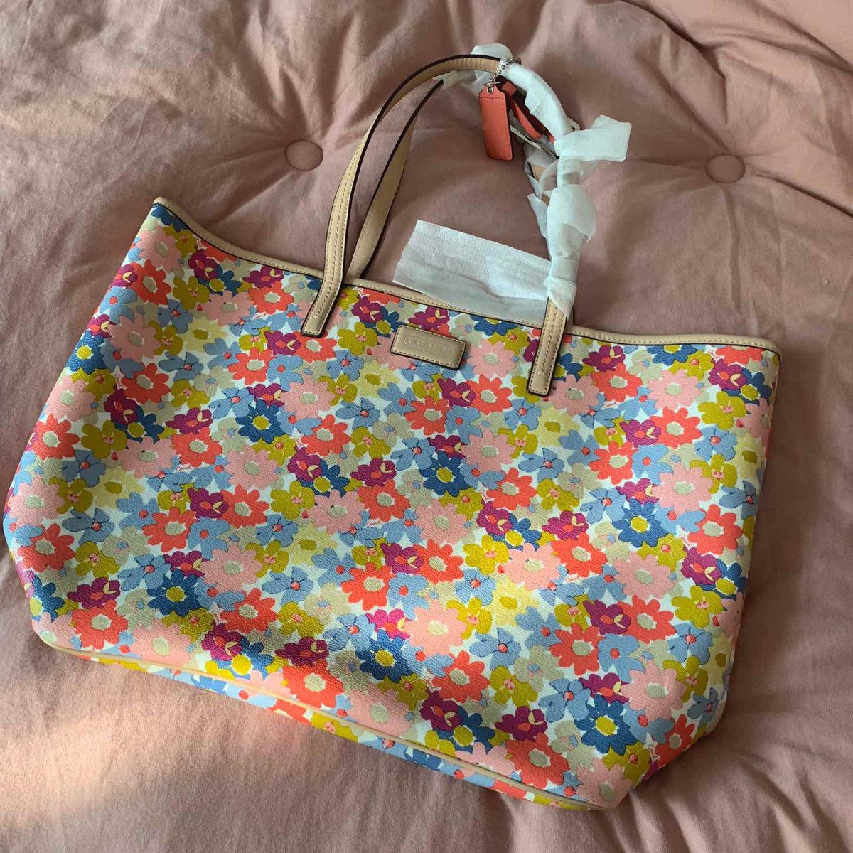 coach托特包 🍇2020年的第一个包，是coach马车