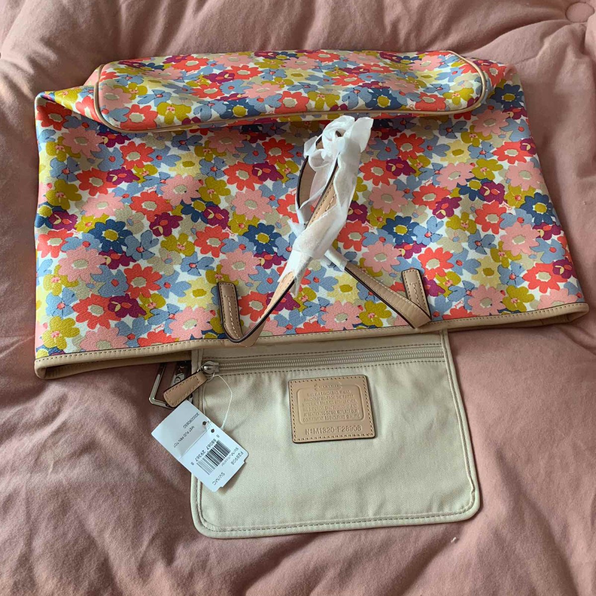 coach托特包 🍇2020年的第一个包，是coach马车