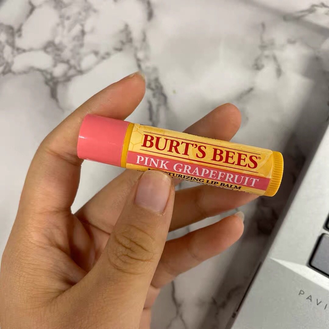 我买过的神低价👉干皮星人不能停的润唇膏 冬天嘴唇👄起皮的