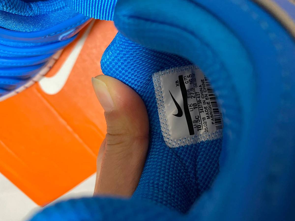 nike毛毛虫 蓝色 10.5C 💰255 英国白菜网海淘