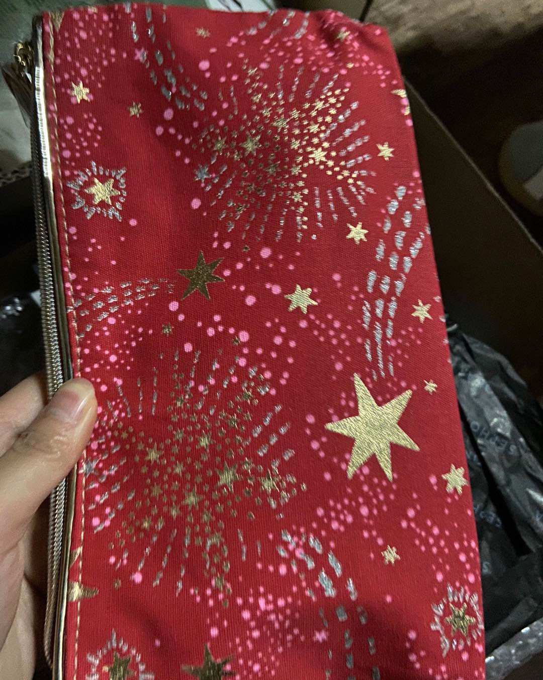 这次要晒的是在nordstron买雅诗兰黛的时候，附带送的一