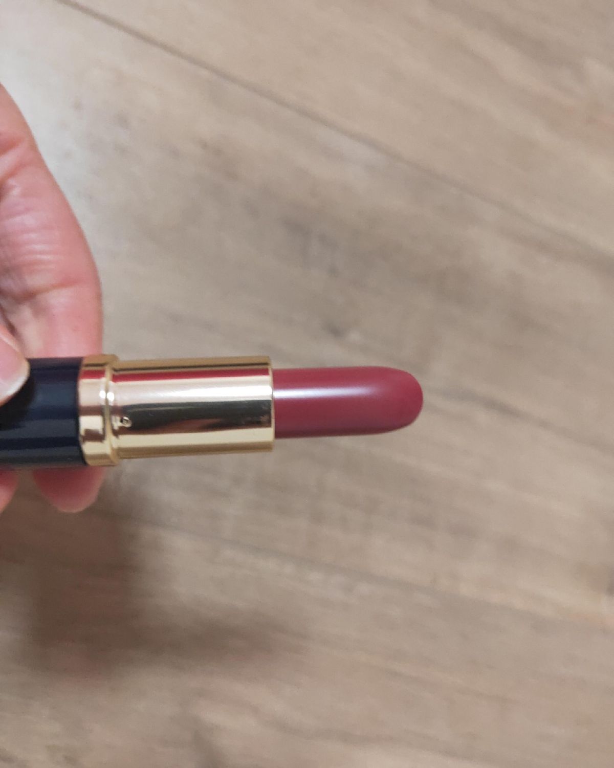 这次要晒的是在nordstron买雅诗兰黛的时候，附带送的一