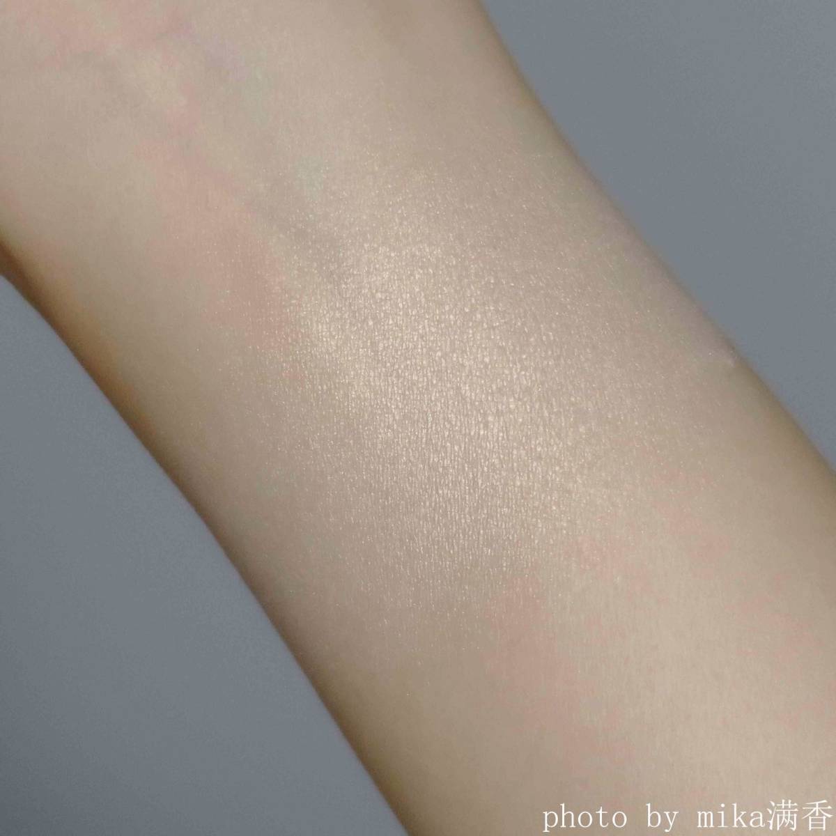 miniso单色高光💖💖💖 色号：01浅金色 我又在名