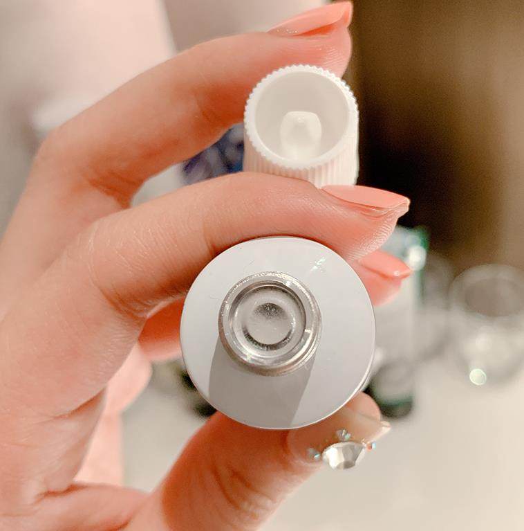 😘西班牙颈霜**-XHEKPON      颈部是显露年龄